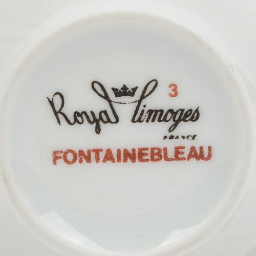 ROYAL LIMOGES Kaffeeservice f. 6 Personen 'Fontainebleau', 20. Jh. 枫丹白露皇家咖啡六件套，2&hellip;