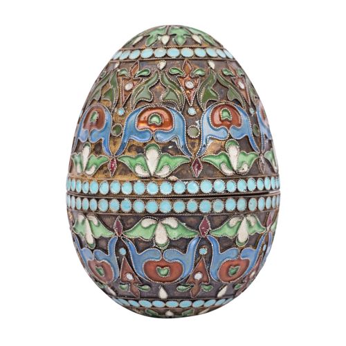 MOSKAU Zierei Cloisonné, 84 Zolotniki, 1899-1908. MOSCOW Egg-shaped box Cloisonn&hellip;