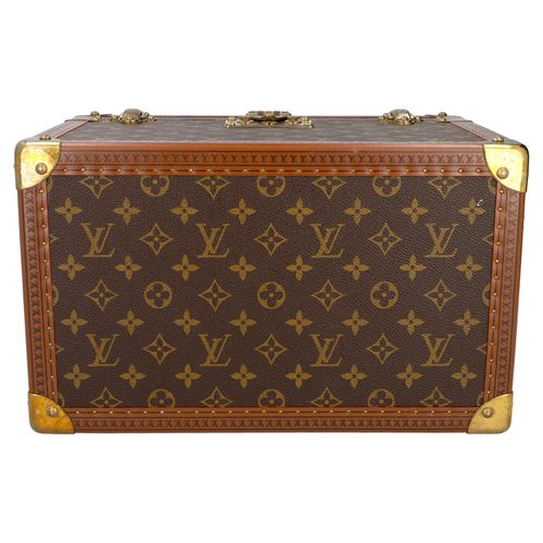 LOUIS VUITTON VINTAGE Kosmetikkoffer. LOUIS VUITTON VINTAGE étui de maquillage. &hellip;