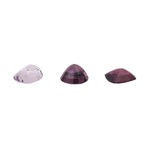 Null Bundle of 8 spinels totalling ca. 10.6 ct, violett, lilac, different shapes&hellip;