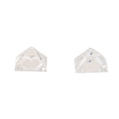 Null Bundle of 2 princess-cut diamonds, 0.28 ct HFW (E)/vs, 0.27 ct white (H)/si&hellip;