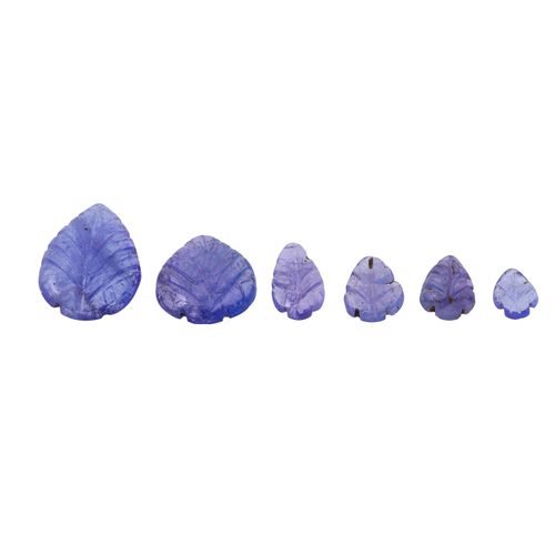 Null Bundle of 110 tanzanite totaling ca. 59 ct with leaf carvings. Mint condito&hellip;
