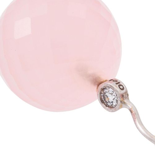 Null Paire de pendants d'oreilles avec quartz rose facetté d'env. 14 mm, 2 brill&hellip;