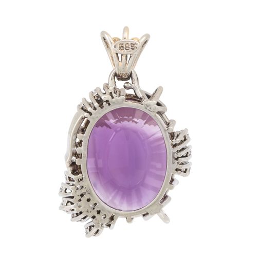 Null Anhänger mit Amethyst und Brillanten zus. Ca. 0,25 ct, gute Farbe und Reinh&hellip;