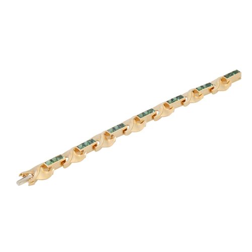 Null 绿碧玺手链，GG18，58.7克，长约18厘米，20世纪中期，略有磨损痕迹，宝石有少量划痕。