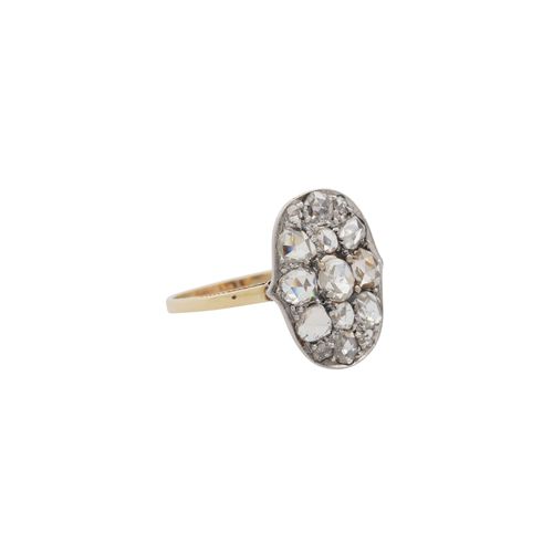 Null 装饰艺术戒指，镶有钻石玫瑰，总重约1克拉。安特卫普切割，约WHITE-LGW (H-J)/VS-P1，铂金+GG 14K，2,3克，RW: 55/15&hellip;