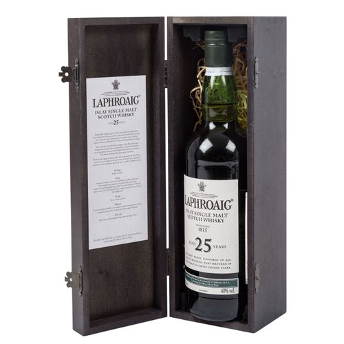 Null LAPHROAIG Single Malt Scotch Whisky, 25 years, region: Islay, Laphroaig Dis&hellip;