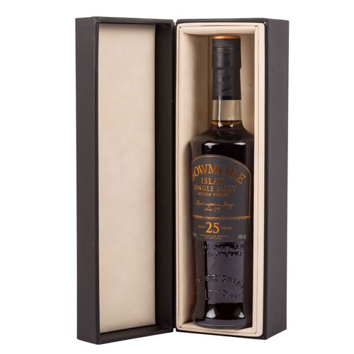 Null BOWMORE Single Malt Scotch Whisky, 25 anni Regione: Islay, Morrison's Bowmo&hellip;