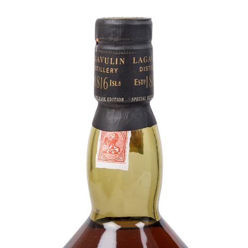 Null LAGAVULIN单一麦芽苏格兰威士忌，1984年产区：艾莱岛，Lagavulin酒厂，43%体积，700毫升，Lgv.4/468，肩部水平，原包装（&hellip;