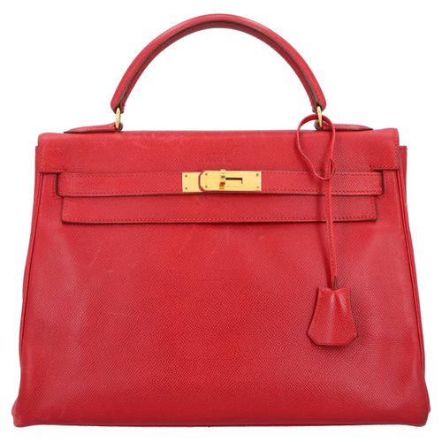 Null HERMÈS VINTAGE "KELLY BAG 32". Coll. 1993. Epsom leather in red with gold h&hellip;