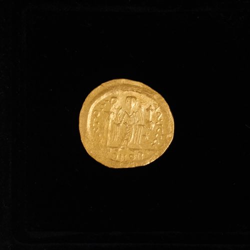 Null 拜占庭/金质皇帝查士丁尼一世实心币，公元545-565年，约4.48克，带证书的盒子。