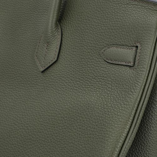 Null Sac à main HERMÈS "BIRKIN BAG 40". Cuir Togo Vert Olive avec matériel argen&hellip;