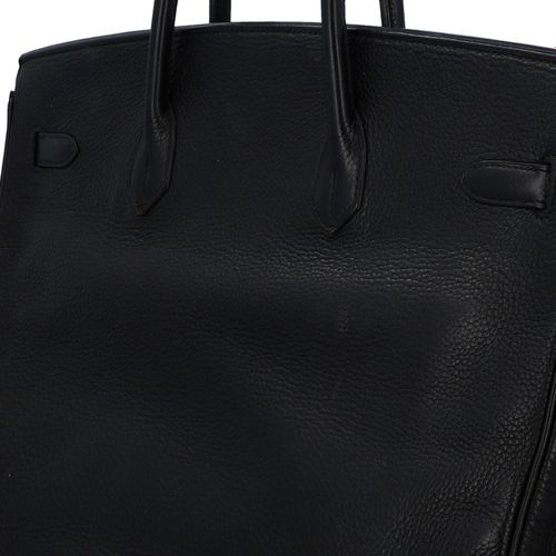 Null Bolso HERMÈS "BIRKIN BAG 40". Modelo clásico en piel Togo de color negro co&hellip;