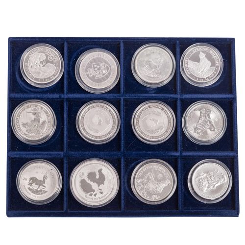 Null 银币 - 铝箱内有70枚，每枚1盎司的精制银币，圆舞曲贯穿全世界。加上中国2个10元，每个30克。最好的风景!