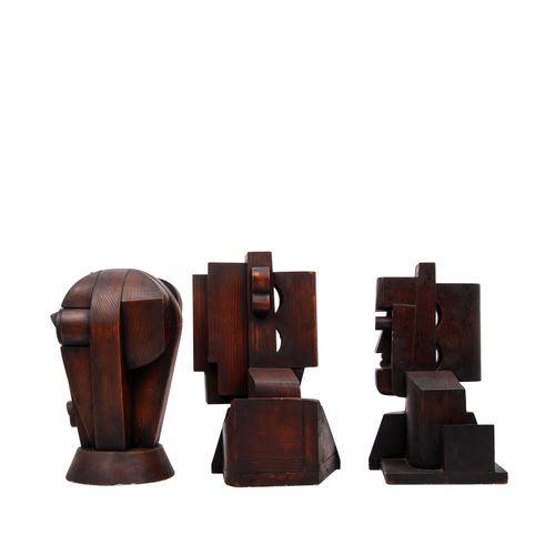 Null ATELIER BOULOGNE 20e siècle, 3 figures cubistes, bois teinté, représentatio&hellip;