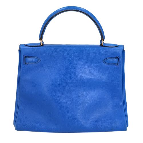 Null HERMÈS VINTAGE handbag "KELLY BAG 28". Coll. 1990. Epsom leather in blue wi&hellip;