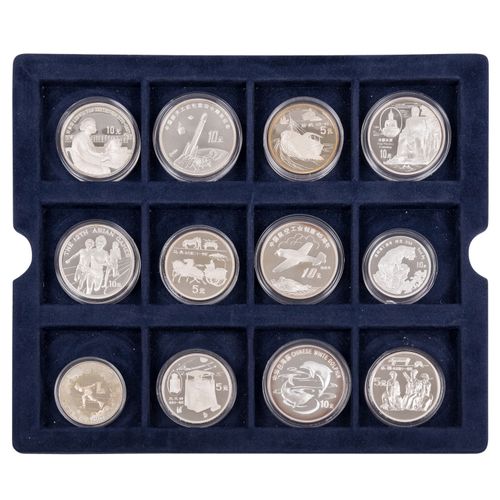中国/银币- 5元和10元硬币组合- 36枚银质纪念币，例如：1枚中国-10元