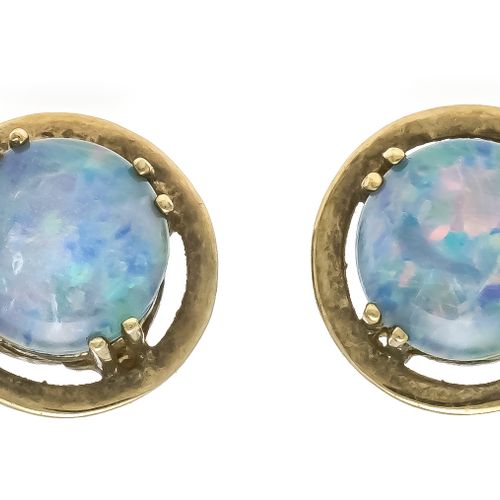 Null Opal ear studs GG 333/000 with 2 round opal doublets 8 mm, d. 11,5 mm, 2,4 &hellip;