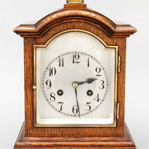 Null Table clock oak, Junghans 1st half 20th century, silvered dial with black a&hellip;