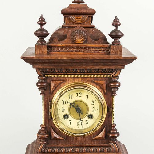 Null Wooden table clock, end of 19th century, oak, with relief work and top, dec&hellip;