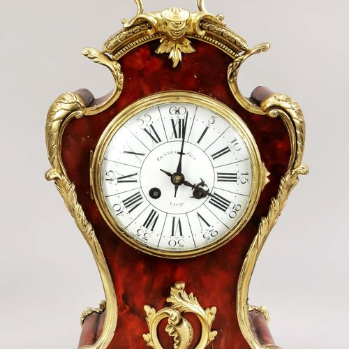 Null French. Fireplace clock, 2nd half of the 19th century, with reddish lacquer&hellip;