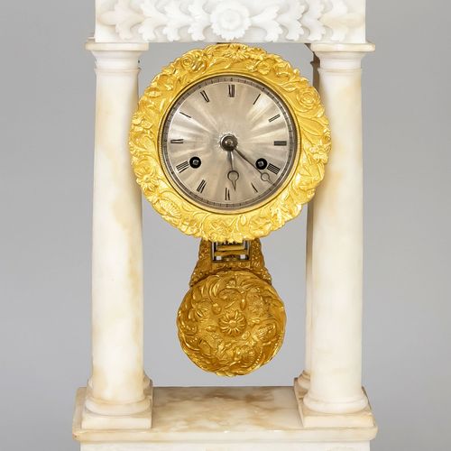 Null Portal clock 2nd half of the 19th century, white alabaster carved (small da&hellip;
