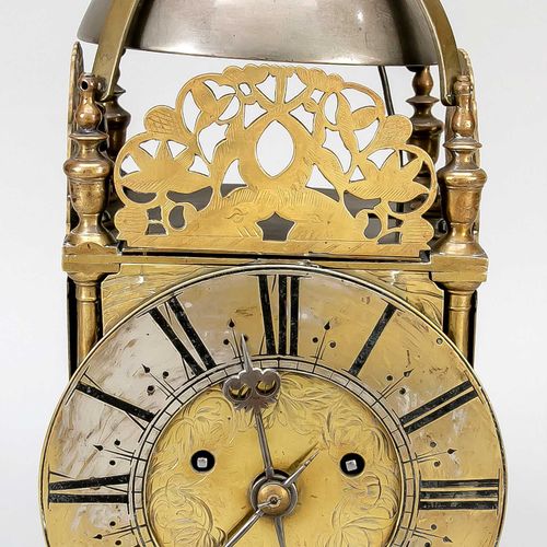 Null Brass skeleton console clock, marked Step. Wilmott London, 19th century, en&hellip;