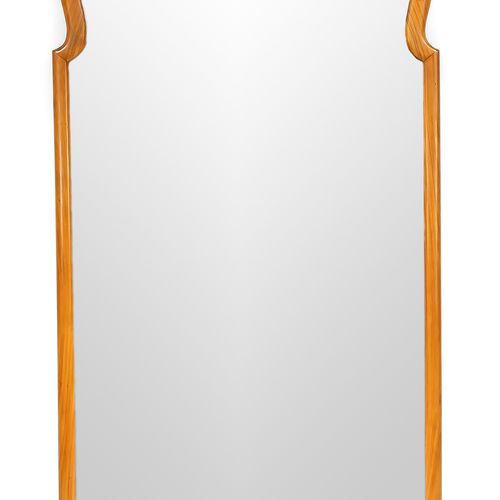 Null 镜子，20世纪，配套的弧形木框，刻面玻璃，右上角有盲点，103 x 55厘米