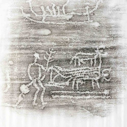 Null 2 Fragmentos de una talla rupestre de la Edad de Bronce en pergamino, encon&hellip;