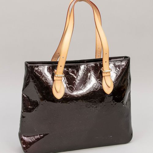 Null Louis Vuitton, Monogram Vernis Tote Bag, vernice lucida con logo in rilievo&hellip;