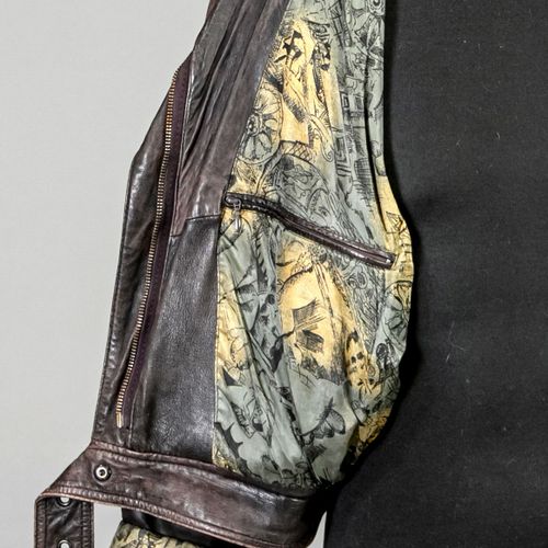 Null 复古男士皮夹克Spencer风格，有许多口袋，棕色皮革，多色衬里，48号，有老化和使用痕迹
