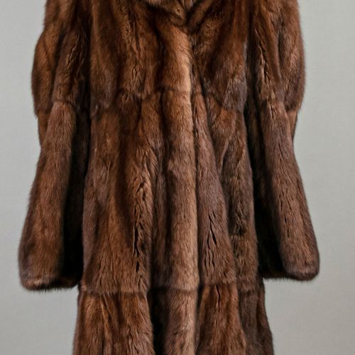 Null Manteau de zibeline pour femme, sans nom ni indication de taille. Doublure &hellip;