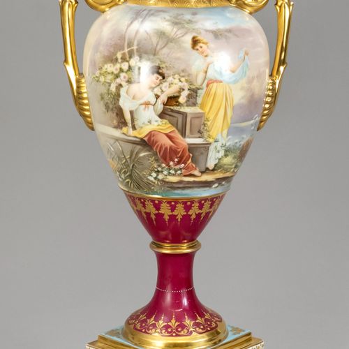 Vase d'apparat à couvercle, Thuringe, vers 1900, de style Vienna, corps ovoïde a&hellip;