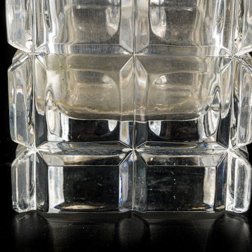Vase square base, in transparent glass, 3 x 9 cm