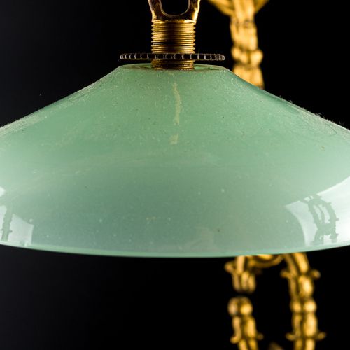 Lampadario e coppia di applique in bronzo dorato, vetro e pendenti in cristallo,&hellip;