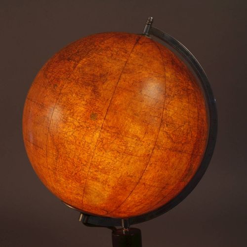 Null 
Globe de table avec éclairage
Années 1970, marque Räths politischer Erdglo&hellip;