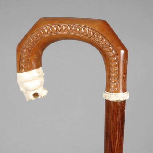 Null 
Walking stick ivory
Early 20th century, round hook handle, made of burl wo&hellip;