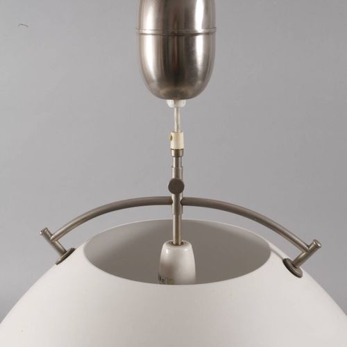 Null 
Lampe à suspension Louis Poulsen
Conception Hans J. Wegner années 1960, mo&hellip;