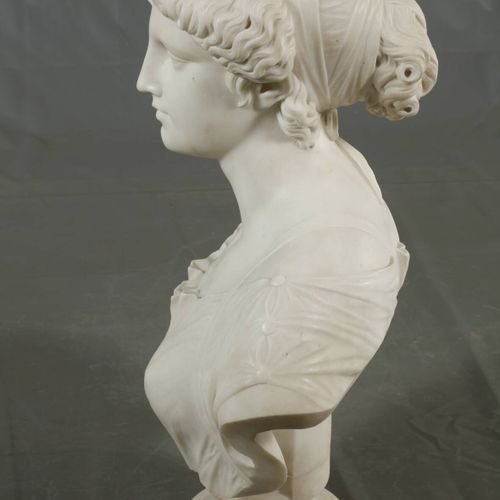 Null 
Jean-Baptiste Clésinger, Busto di donna
datato 1863, firmato J. Clesinger &hellip;