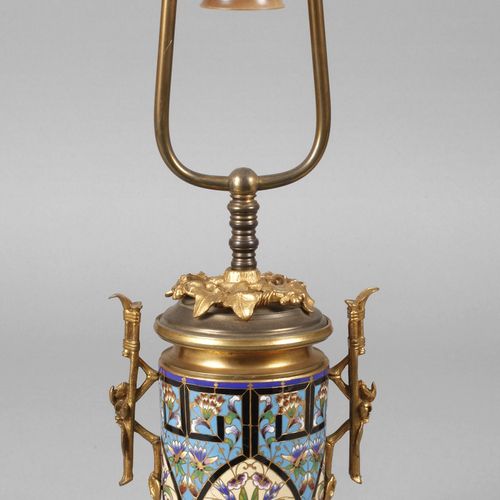 Null 
Francia Base per lampada Cloisonné
1900 circa, ottone con smalto cellulare&hellip;
