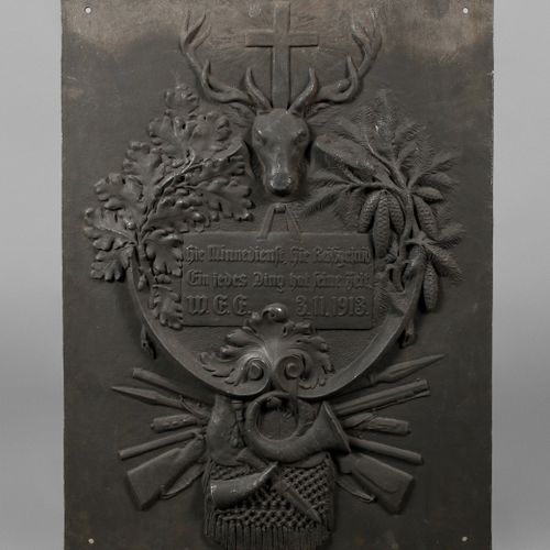 Null 
Hunting wall plate cast iron
dated 1913, decorated with Hubertus stag, oak&hellip;