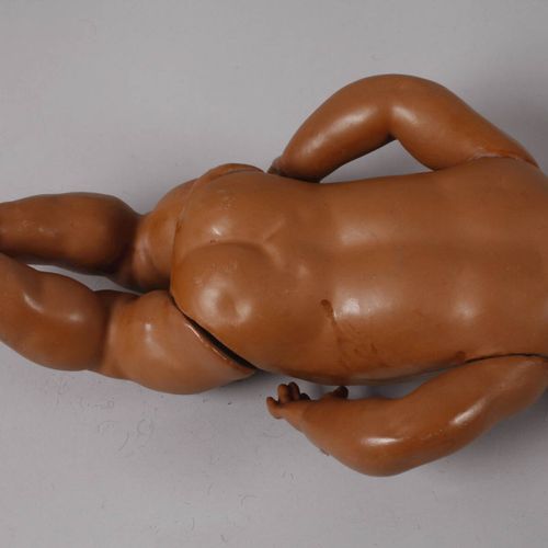 Null 
Kämmer & Reinhardt 瓷质头娃娃 
1912年左右，棕色调的人物婴儿作为所谓的 "黑人娃娃"，标有K Stern R Simon &&hellip;