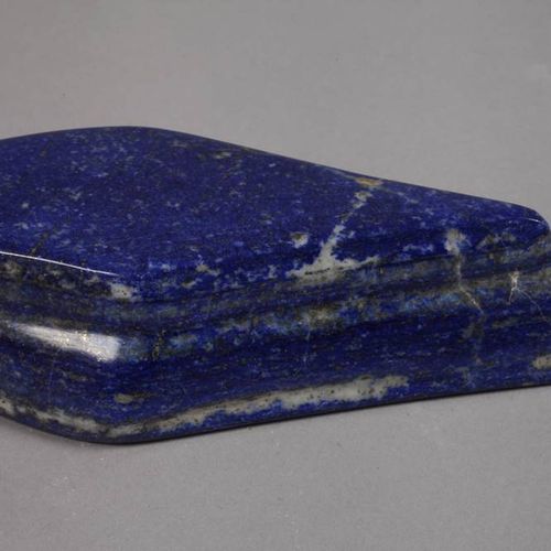 Null Lot de lapis-lazuli
Afghanistan, quatre segments de tailles différentes, de&hellip;
