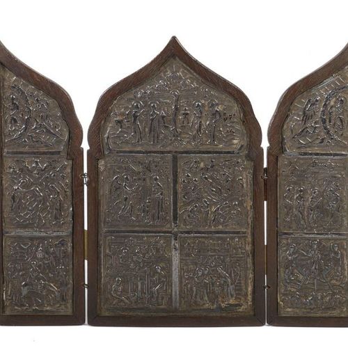 Null Reiseikone als Triptychon Russland, 19. Jh., drei Flügel mit acht reliefier&hellip;