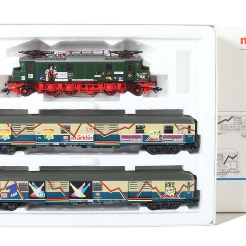 Null Zugpackung Märklin, Nr. 2872 ''Pop-Train'', E-Lok BR E 04, 1 Aktionswagen, &hellip;