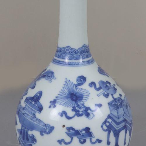 A CHINESE BLUE & WHITE PORCELAIN VASE. XIX century JARRÓN CHINO DE PORCELANA AZU&hellip;