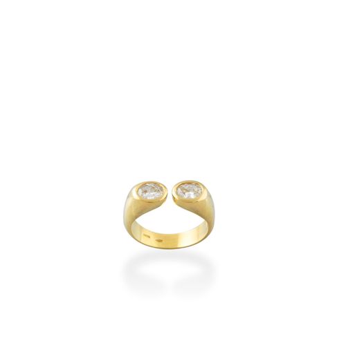 ANELLO yellow gold banded contrarié with two oval diamonds weighing a total of 0&hellip;