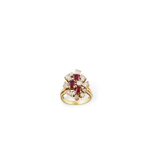 ANELLO in yellow gold with stylized motif in brilliants and drop diamonds weighi&hellip;