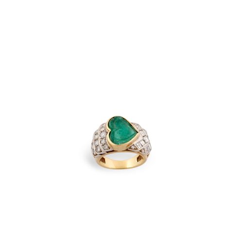 ANELLO band in yellow and white gold with heart-shaped emerald, brilliants and p&hellip;