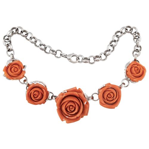 *COLLANA Gargantilla de cadena de oro blanco con cinco rosas rojas de coral deco&hellip;